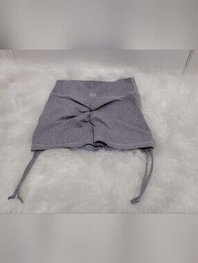 Muscle Nation Scrunch Bum shorts Gray Size Small